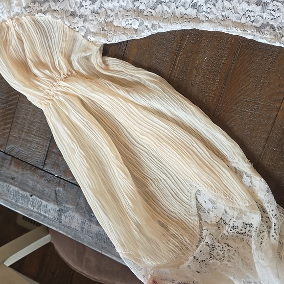 Anthropologie Wide Sleeve Sheer Lace Top - Picture 6 of 9